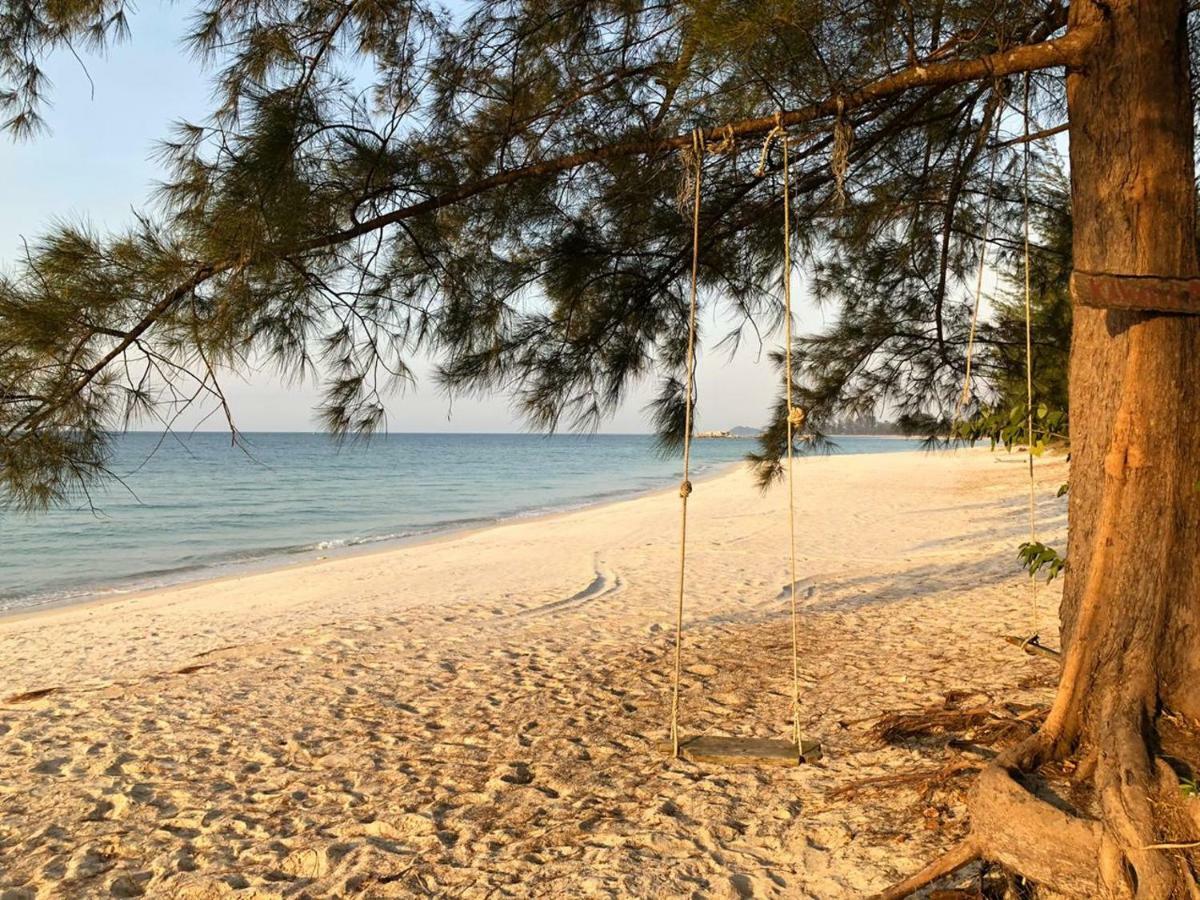 Belitung Holiday Resort Sijuk Exterior foto